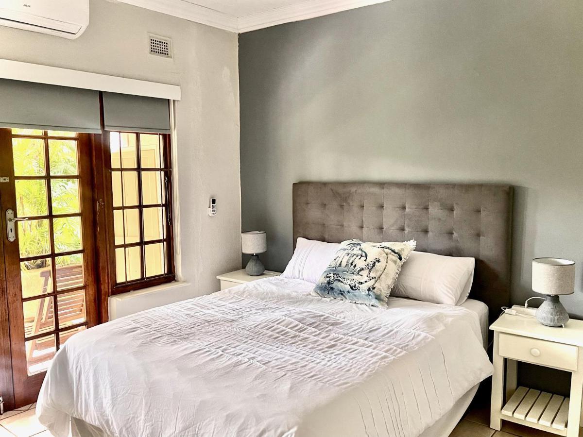 Apartamento Eden Wilds 72 Port Edward Exterior foto