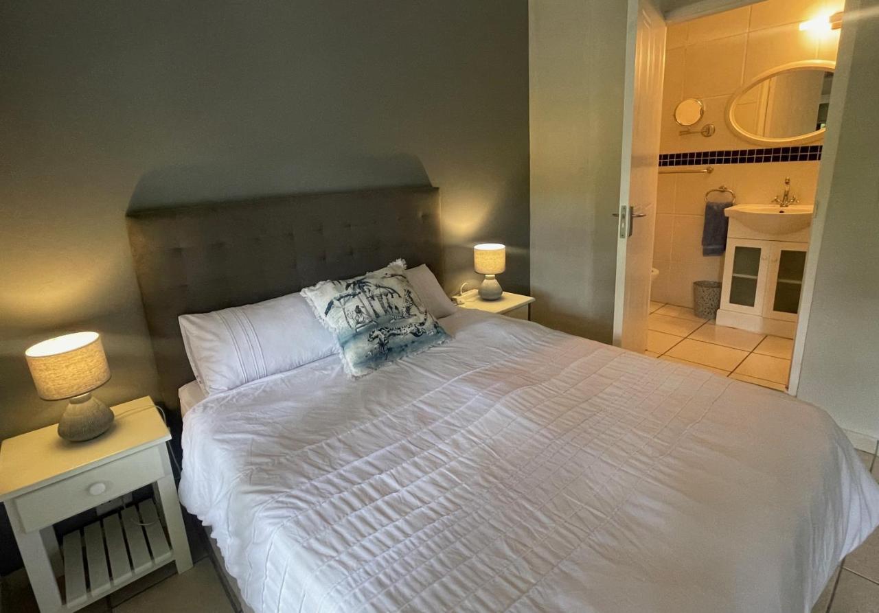 Apartamento Eden Wilds 72 Port Edward Exterior foto
